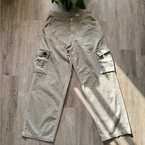 Levi’s L2 Khakis Cargo Pants 30 x 32 Vintage 90’s - Picture 2 of 8